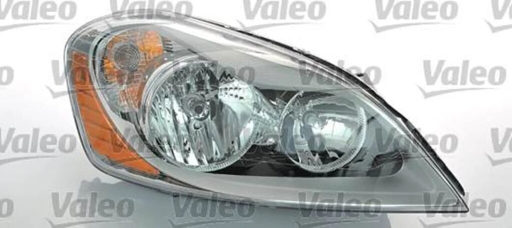 Valeo priekšējais lukturis Volvo XC60 (I) 2008–2013, labā puse, halogēns. OE 30763144