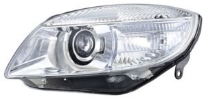 Hella priekšējais lukturis Škoda Fabia II (5J) 2010–2014 / Roomster (5J7) 2010–2015, kreisā puse, halogēns. OE 5J1941017B