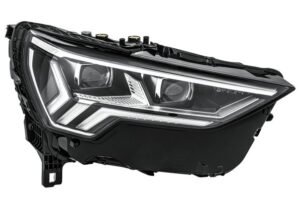 Priekšējais lukturis, labais, Matrix LED, Audi Q3 (83A) 2018–